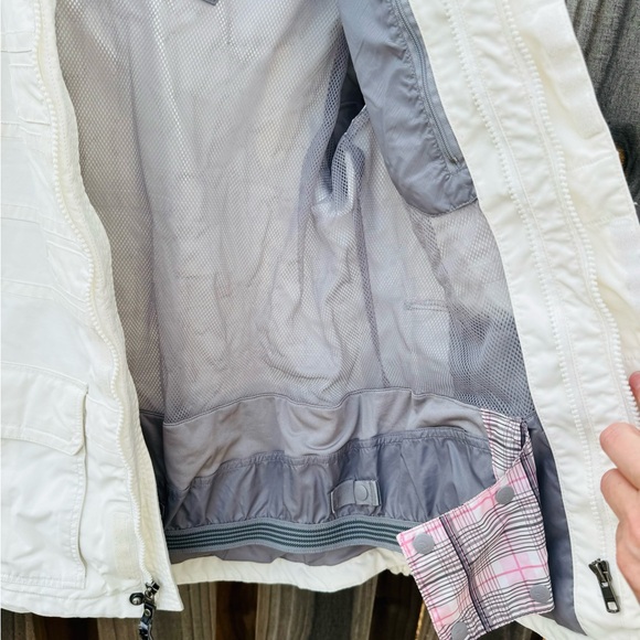 The North Face Ski/Snowboarding Jacket Women's Sz SP - Picture 9 of 13